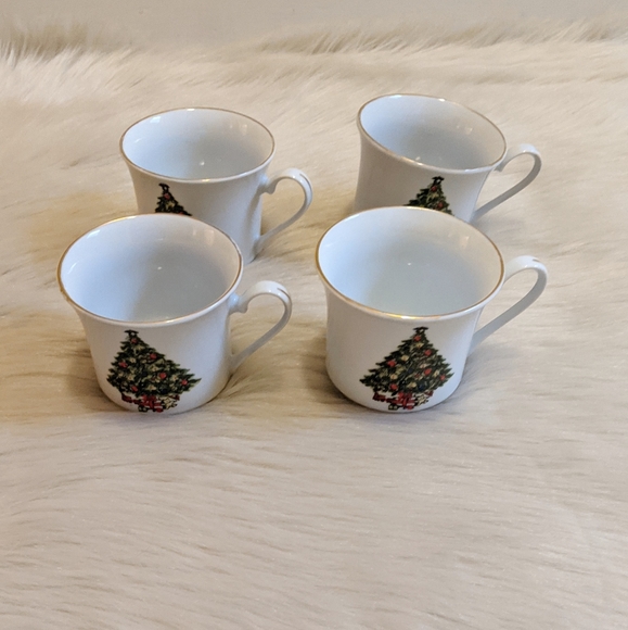 Sea Gull fine china Christmas tree set of 4 mugs - Picture 4 of 9